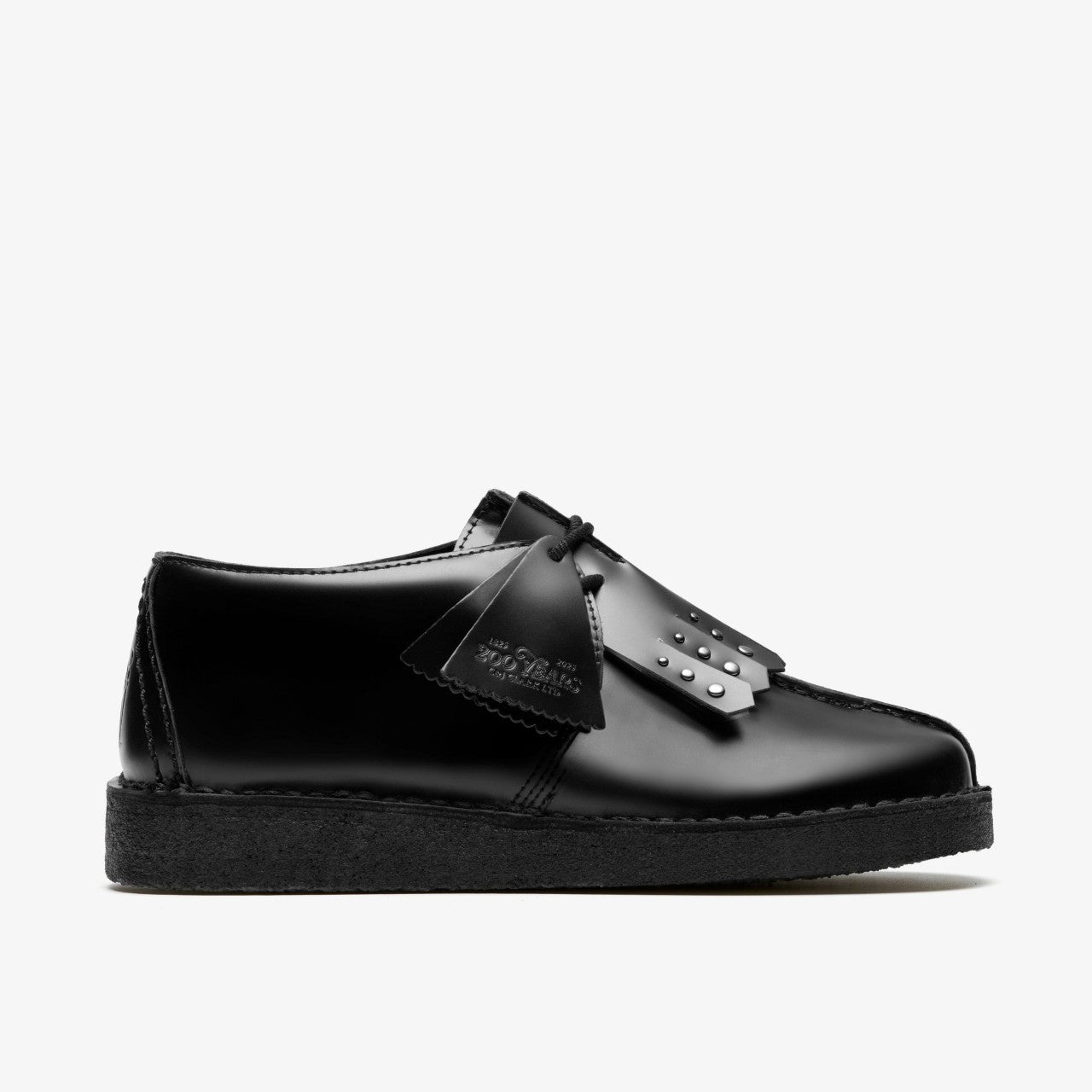 Desert Trek Black Hi Shine Leather | Clarks for sale