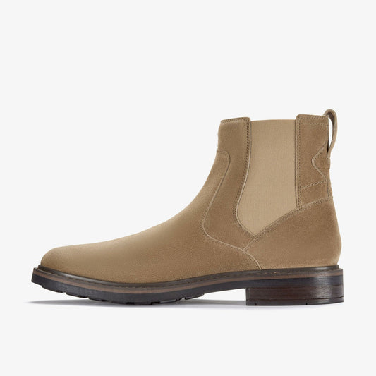 Newford Easy Dark Sand Suede | Clarks discount