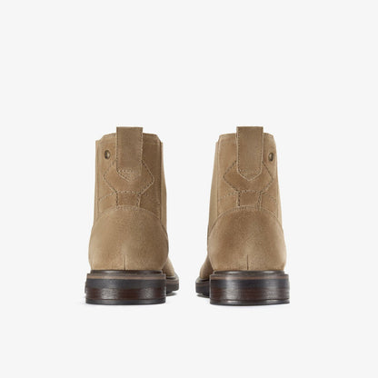 Newford Easy Dark Sand Suede | Clarks discount