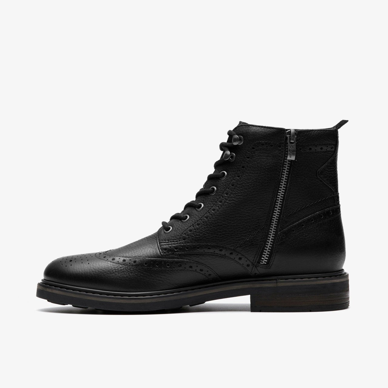 Newford Lace Boot Black Leather | Clarks outlet