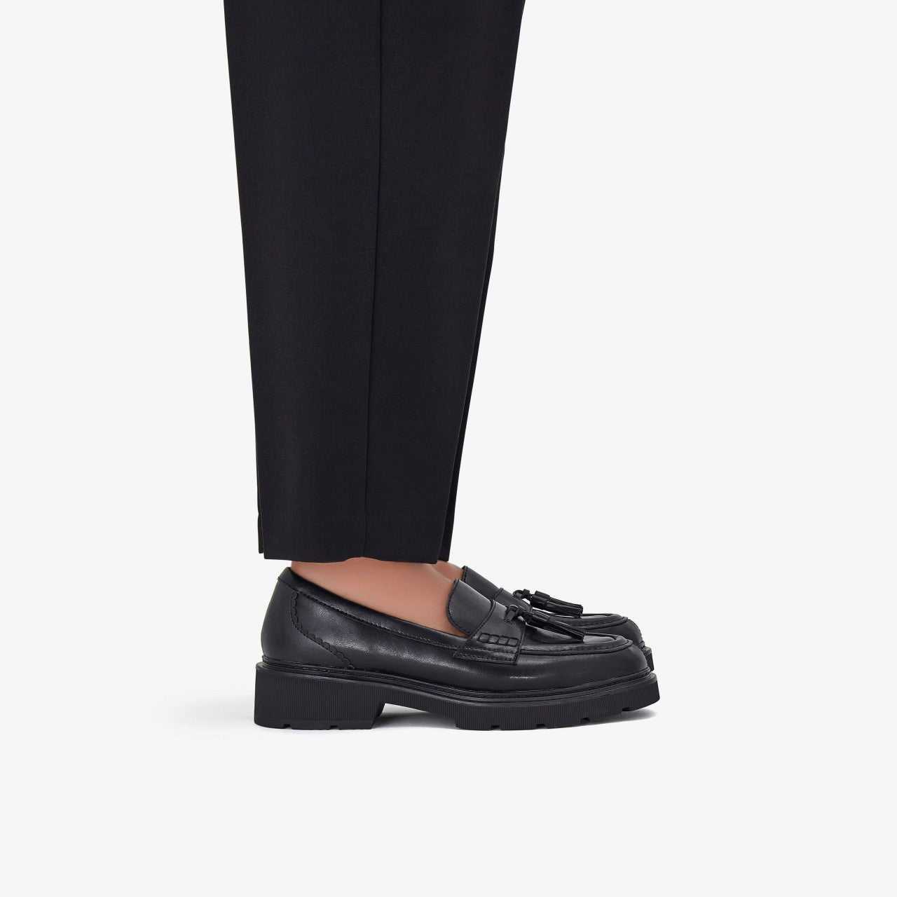 Lauryl Tassel Black Leather | Clarks for sale