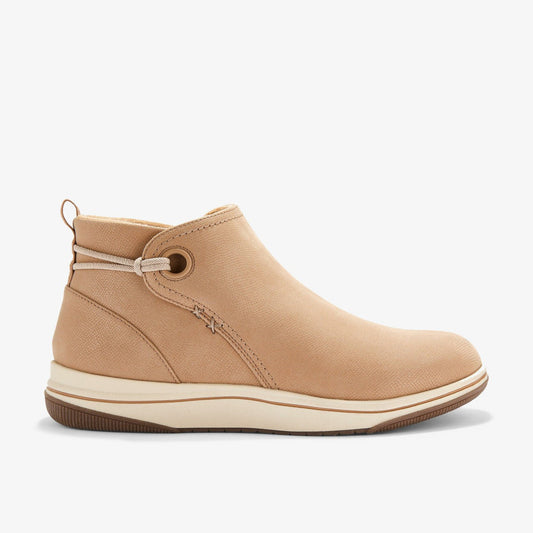 Brinkley Derby Camel | Clarks on Sale