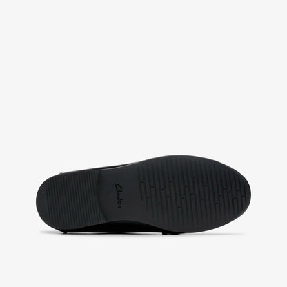 Finja Loafer Older Black Patent | Clarks discount