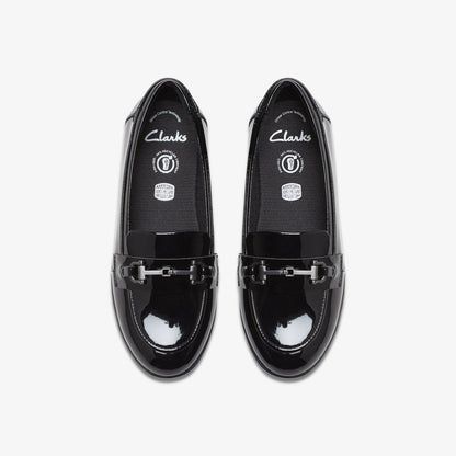 Finja Loafer Older Black Patent | Clarks discount