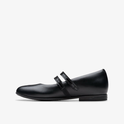 Finja Bar Older Black Leather | Clarks on Sale