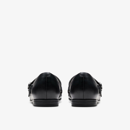 Finja Bar Youth Black Leather | Clarks for sale
