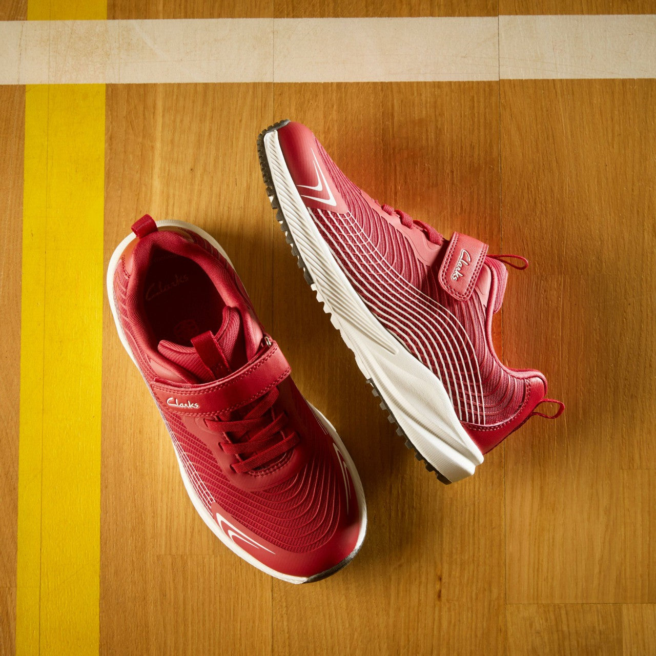 Deyes Dash Kid Red Synthetic | Clarks outlet