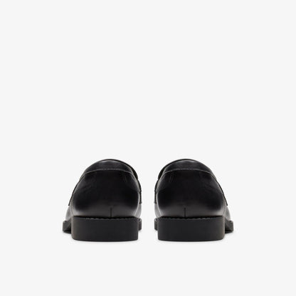 Tapa Edge Youth Black Leather | Clarks for sale