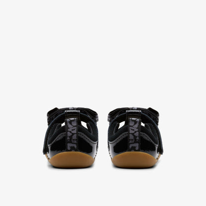 Roamer Trim Toddler Black Patent | Clarks online