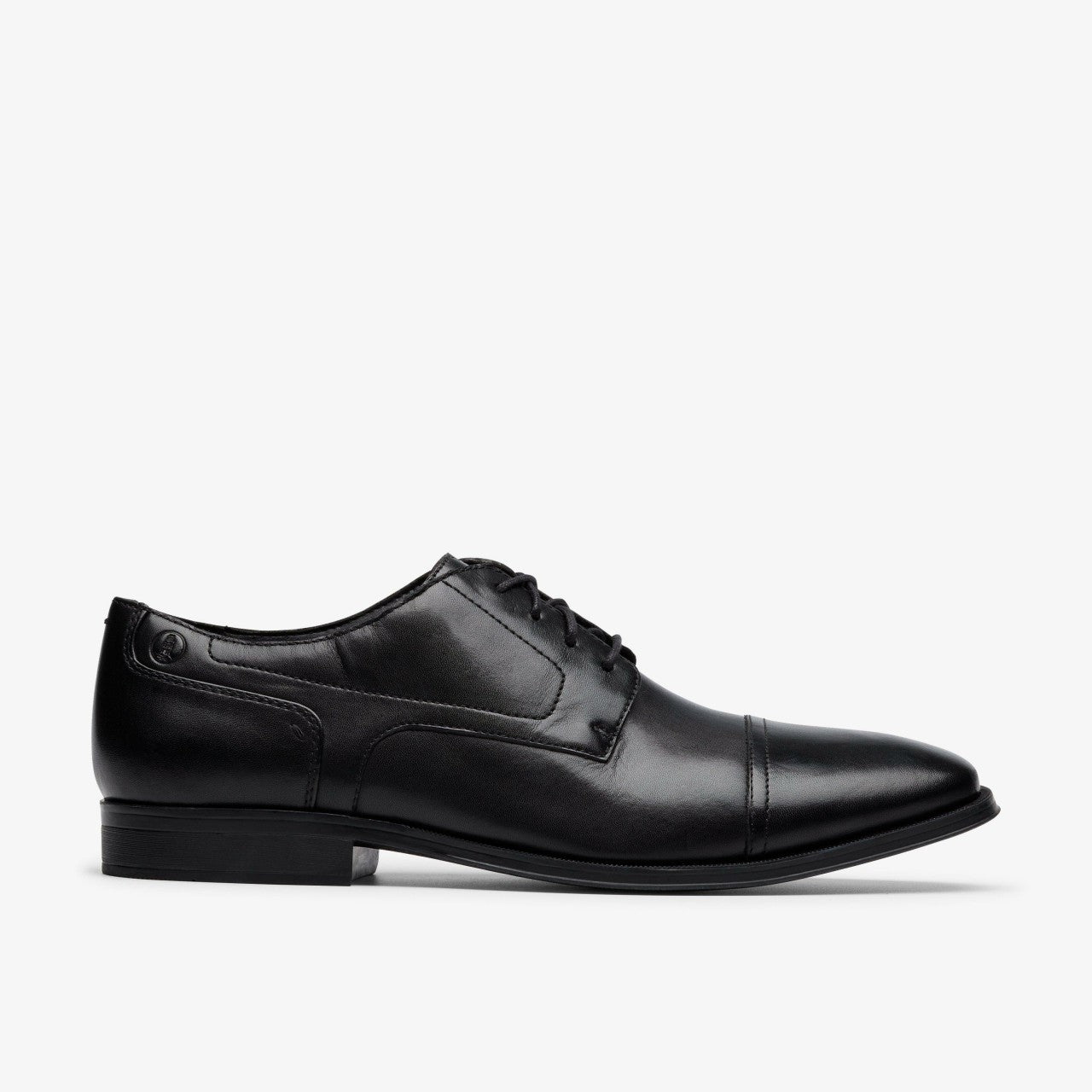 Paulton Cap Black Leather | Clarks online